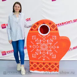 костюм красная рукавица